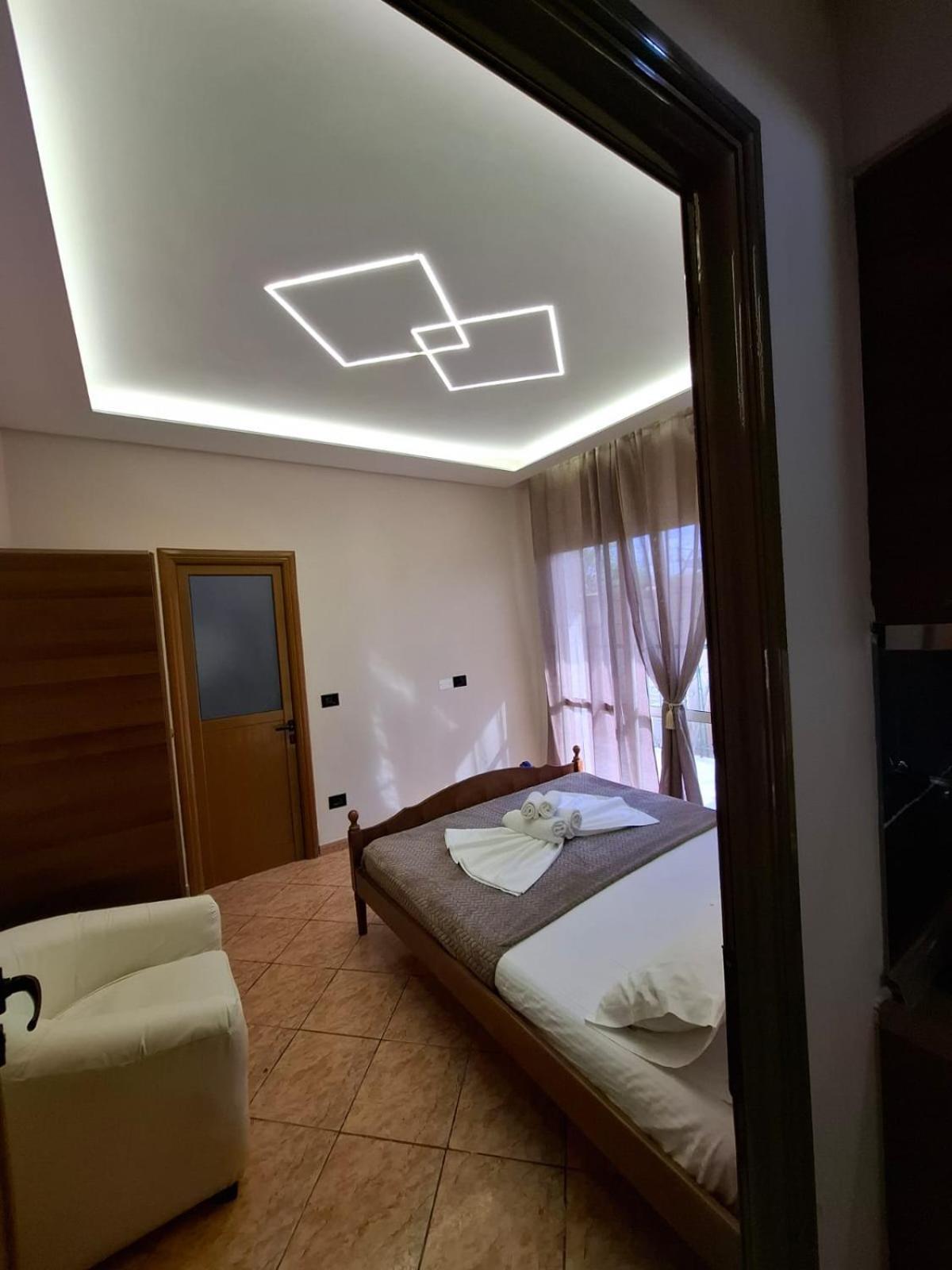 L&G Hotel Vlorë Exterior foto