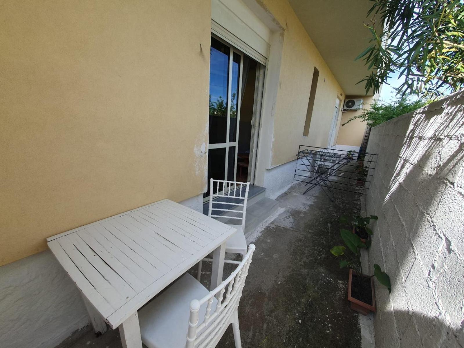 L&G Hotel Vlorë Exterior foto